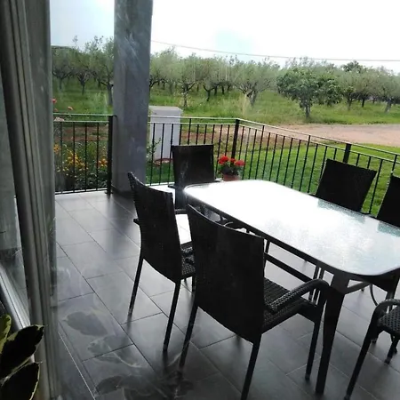 Nyaraló Mit Terrasse- Grill Und Garten By Interhome Petrovija